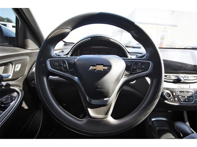 Chevrolet Malibu  2022