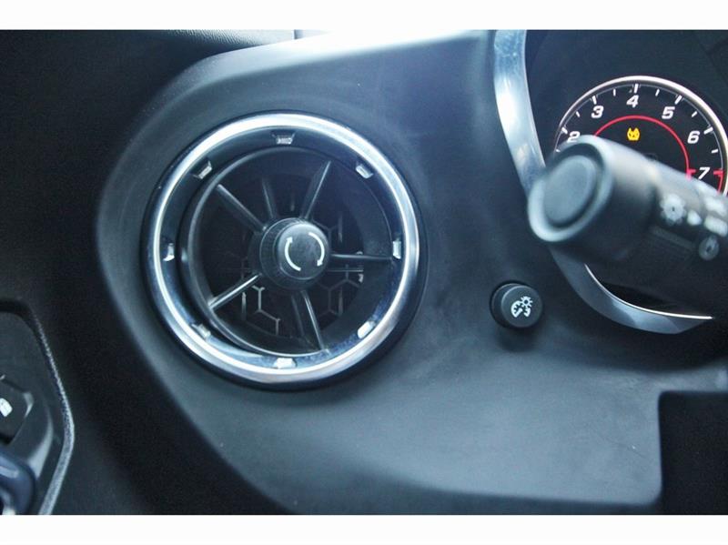 Chevrolet Camaro  2021