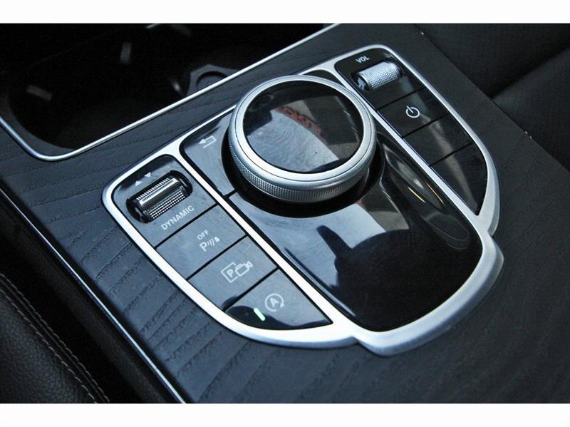 Mercedes-Benz C-Class  2021