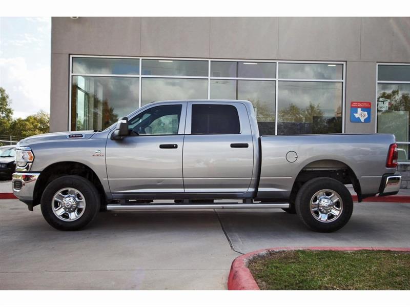 2024 Ram 2500 Tradesman photo 2