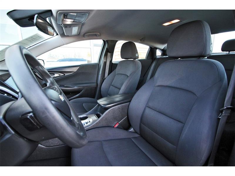 Chevrolet Malibu  2023