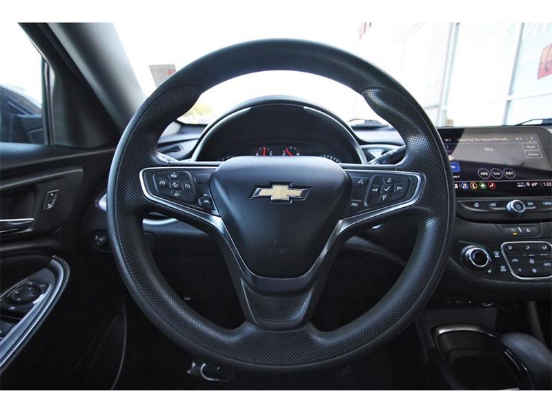 Chevrolet Malibu  2023