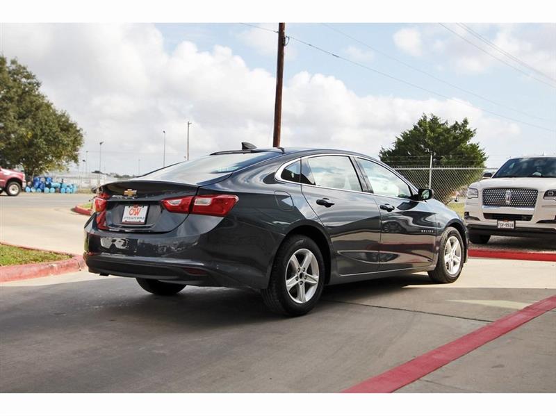 Chevrolet Malibu  2020