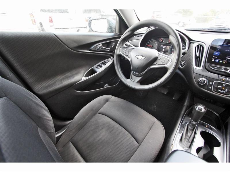 Chevrolet Malibu  2020