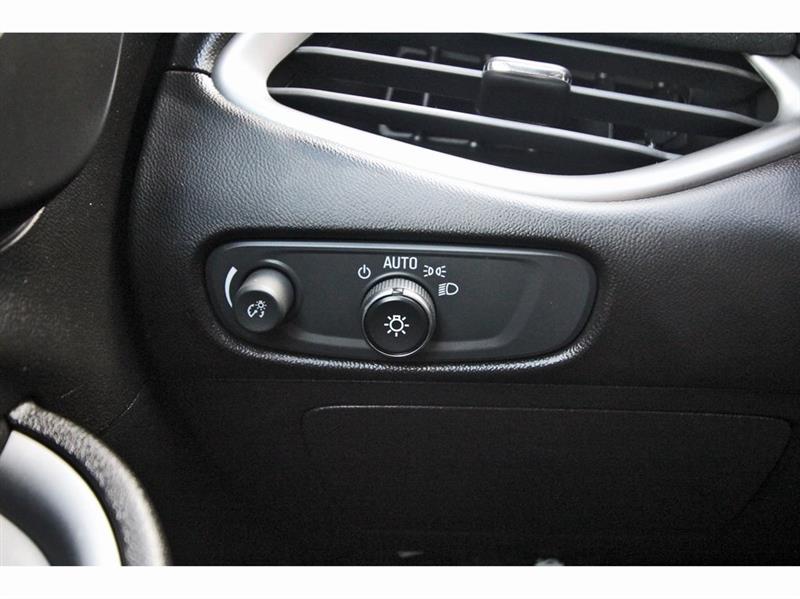 Chevrolet Malibu  2020