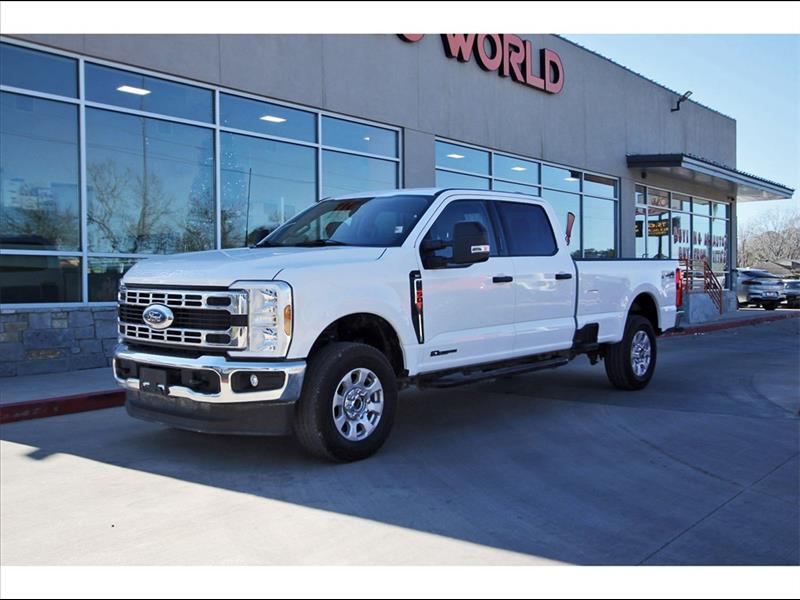 2024 Ford F-250 Super Duty XLT's photo