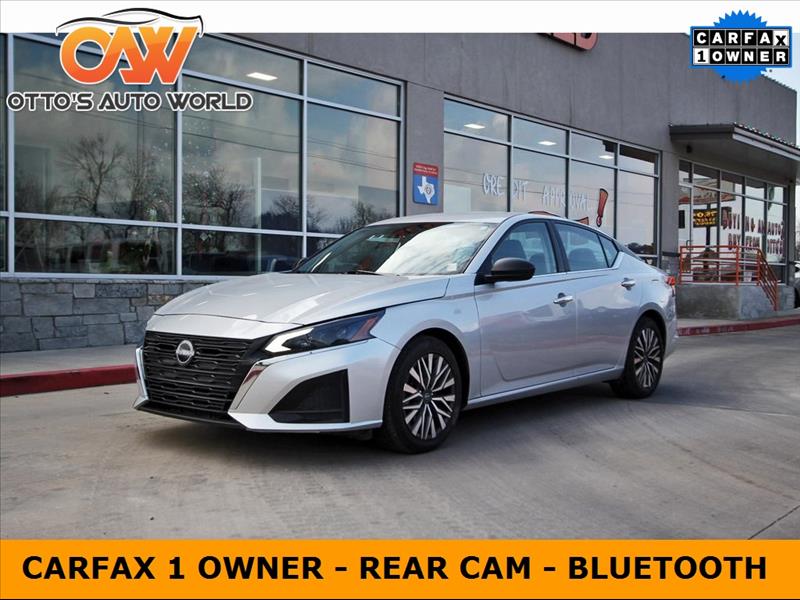 2024 Nissan Altima SV's photo