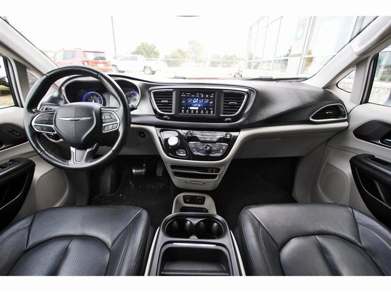 Chrysler Pacifica  2020