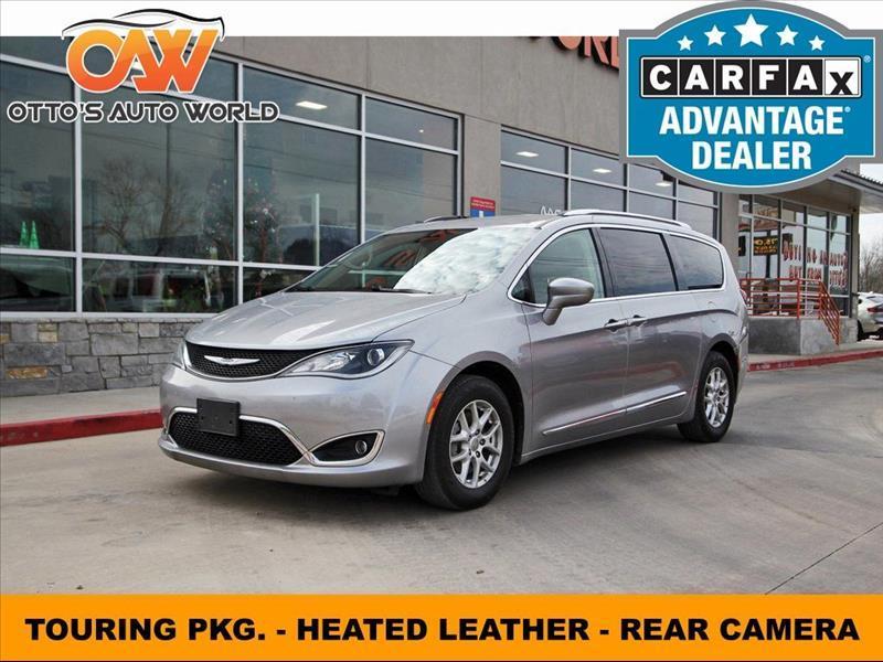 2020 Chrysler Pacifica Touring L