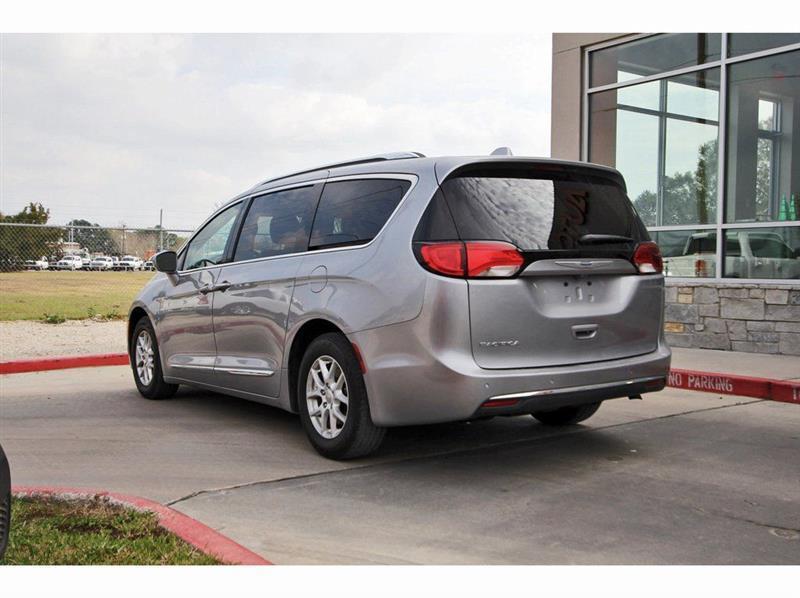 Chrysler Pacifica  2020