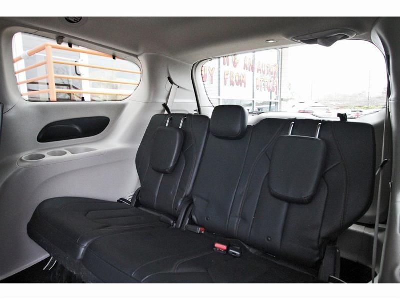 Chrysler Pacifica  2020