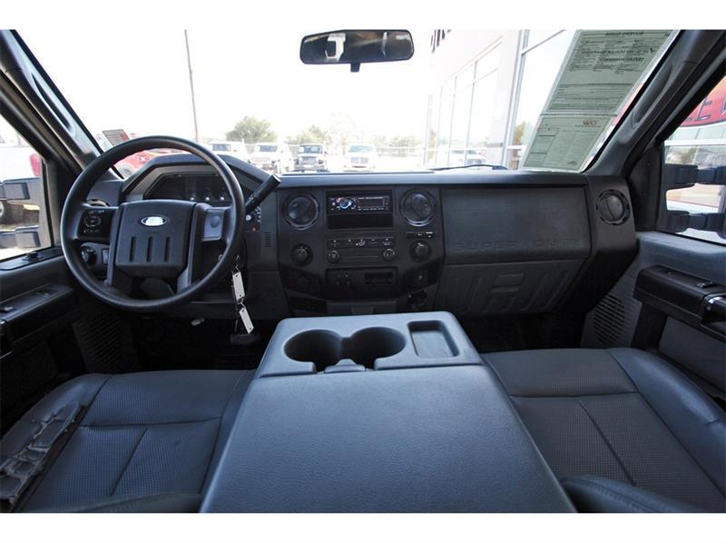 Ford Super Duty F-350 SRW  2011