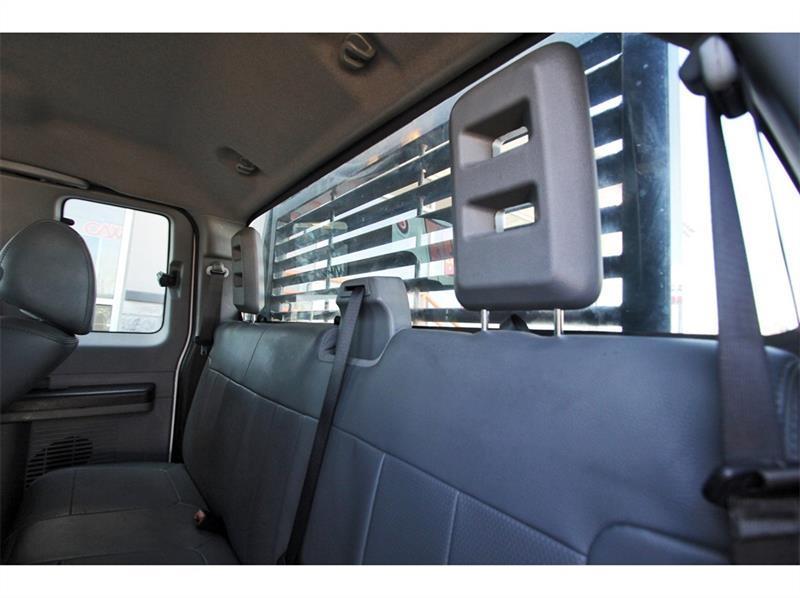 Ford Super Duty F-350 SRW  2011