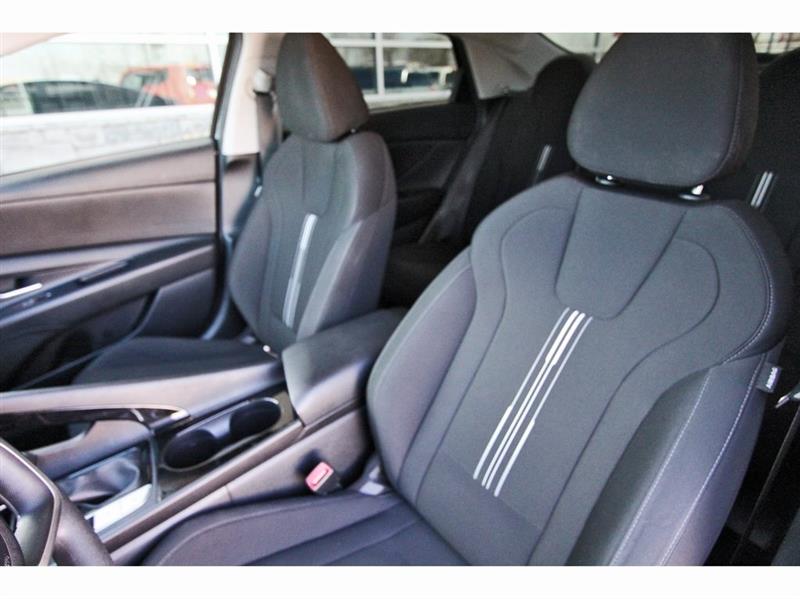 Hyundai Elantra Hybrid  2023