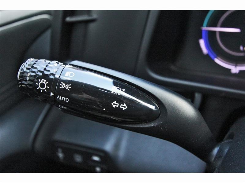 Hyundai Elantra Hybrid  2023