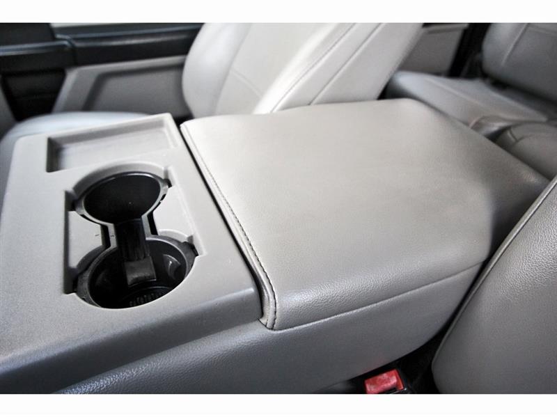 Ford Super Duty F-350 DRW  2021