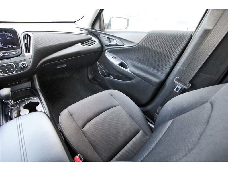 Chevrolet Malibu  2025