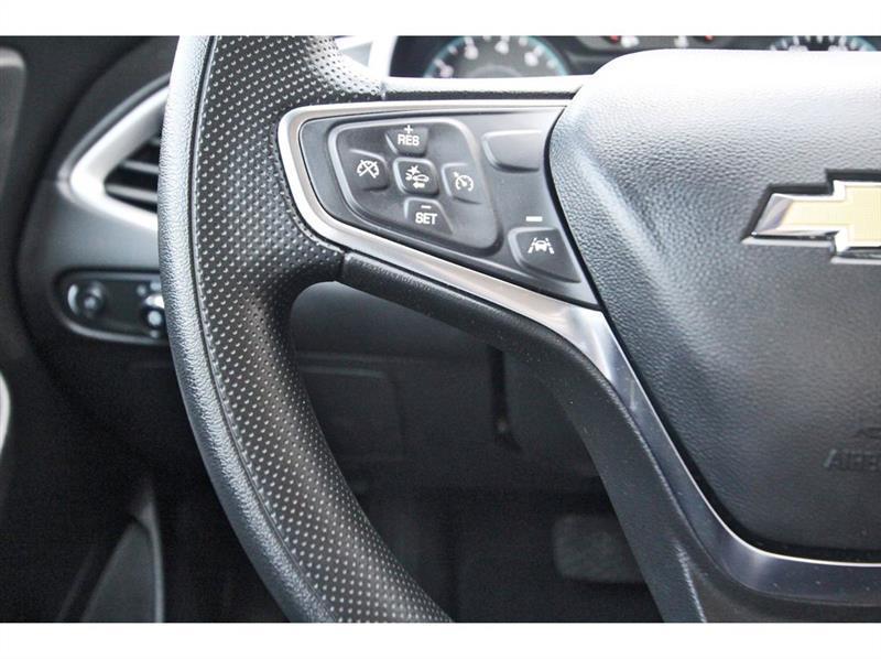 Chevrolet Malibu  2025