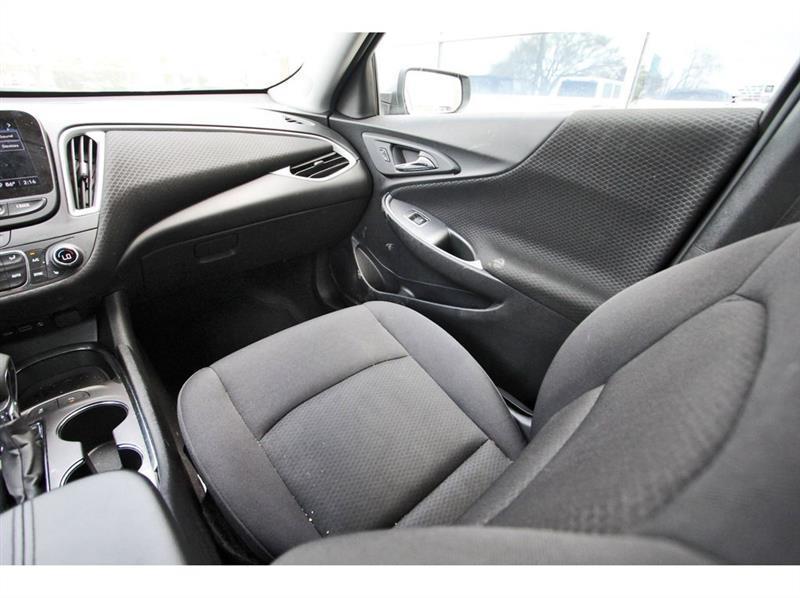 Chevrolet Malibu  2025