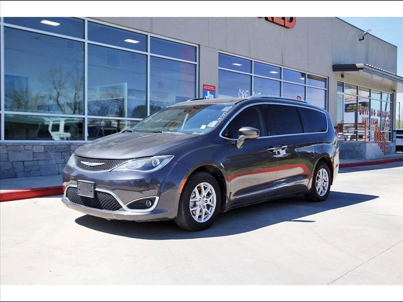2020 Chrysler Pacifica Touring L