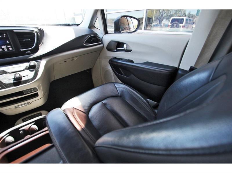 Chrysler Pacifica  2020