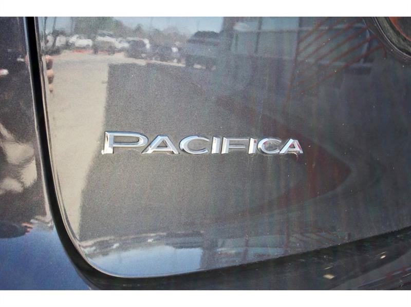 Chrysler Pacifica  2020