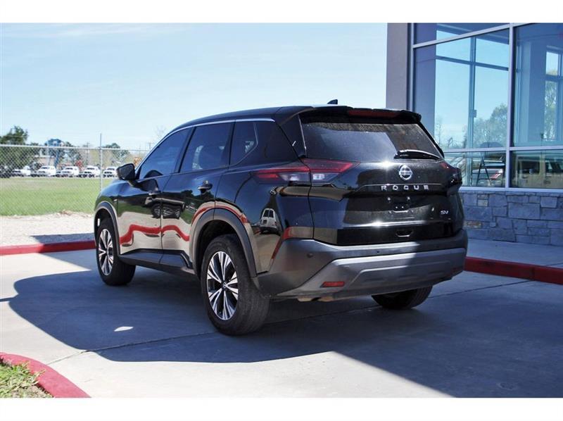 Nissan Rogue  2021