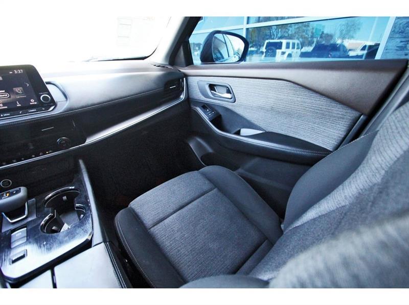 Nissan Rogue  2021
