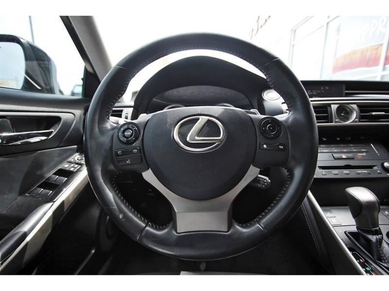 Lexus IS 250  2015