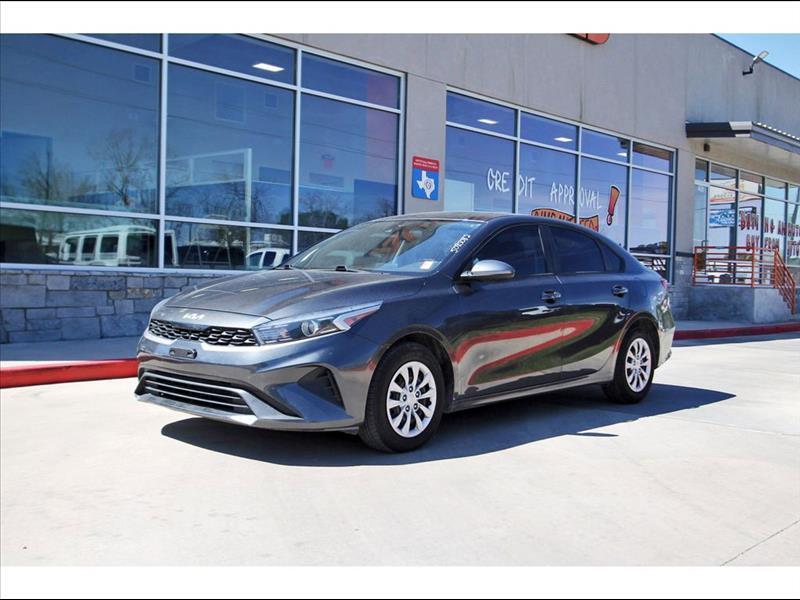 2023 Kia Forte LX