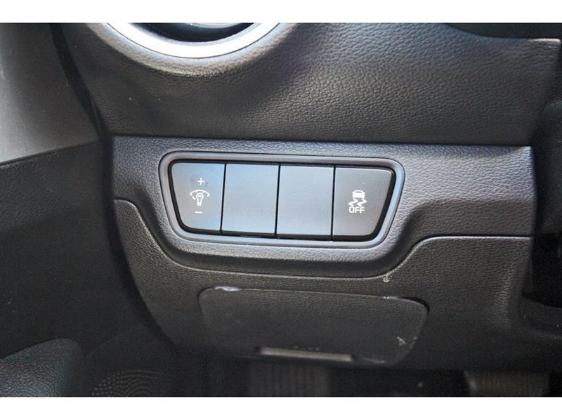 2023 Kia Forte LX - Photo 21