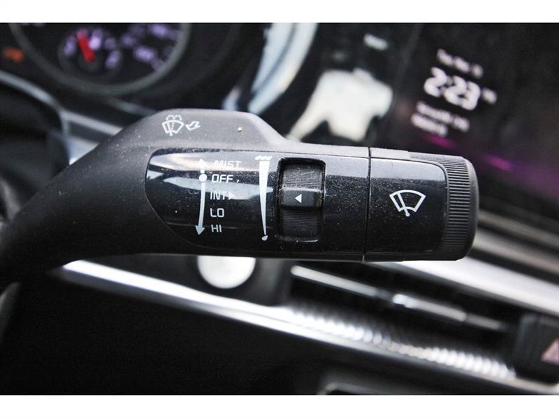 Kia K5  2023