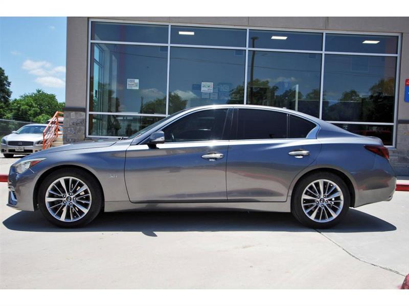 Infiniti Q50  2018