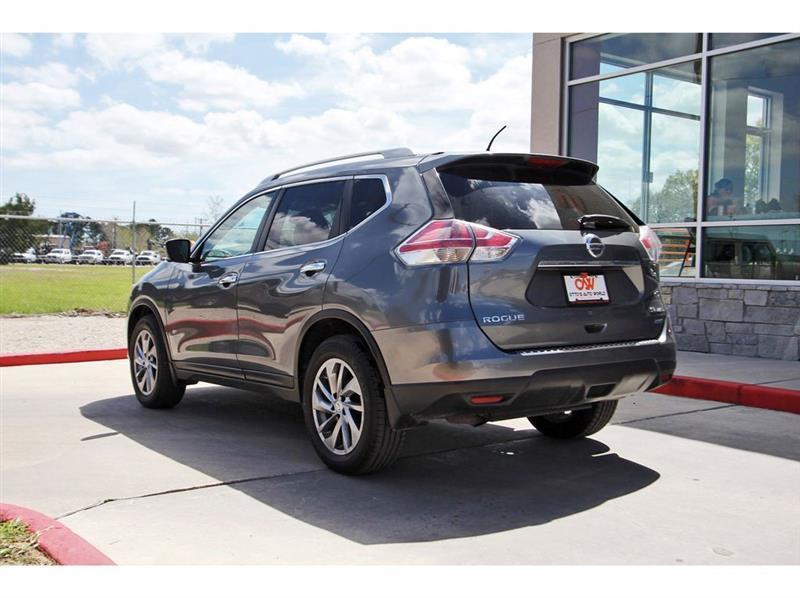 Nissan Rogue  2014