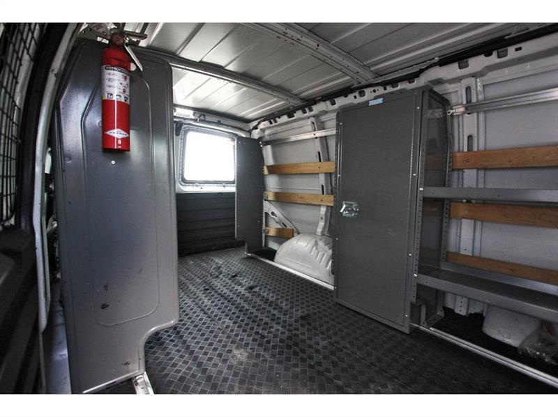 GMC Savana Cargo Van  2021