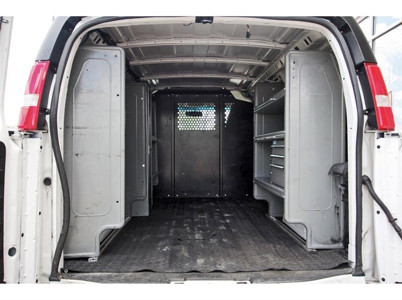 GMC Savana Cargo Van  2021