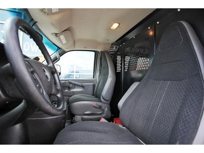 GMC Savana Cargo Van  2021