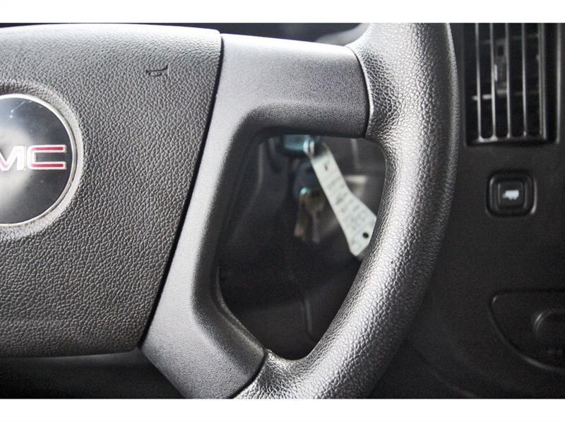 GMC Savana Cargo Van  2021