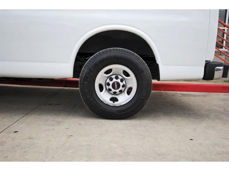 GMC Savana Cargo Van  2021