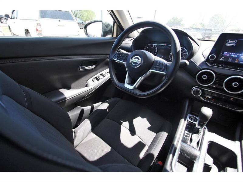 Nissan Sentra  2023