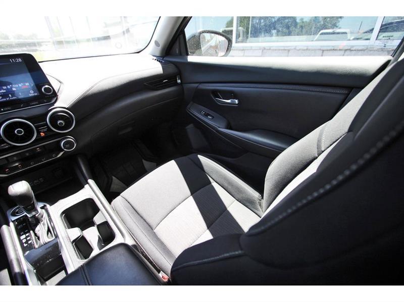 Nissan Sentra  2023