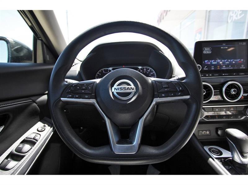 Nissan Sentra  2023