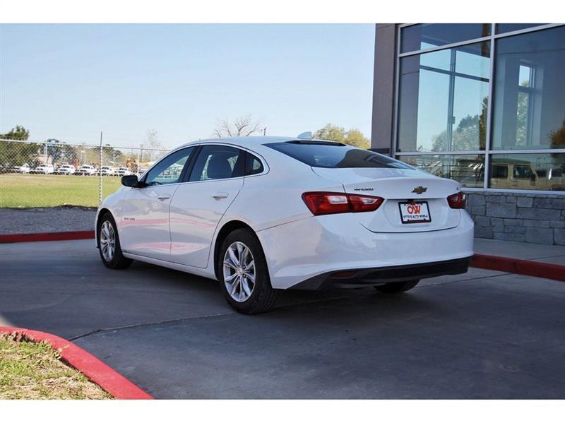 Chevrolet Malibu  2023