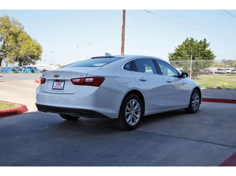 Chevrolet Malibu  2023