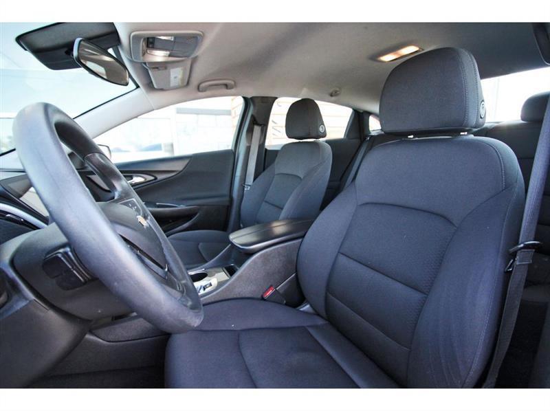 Chevrolet Malibu  2023