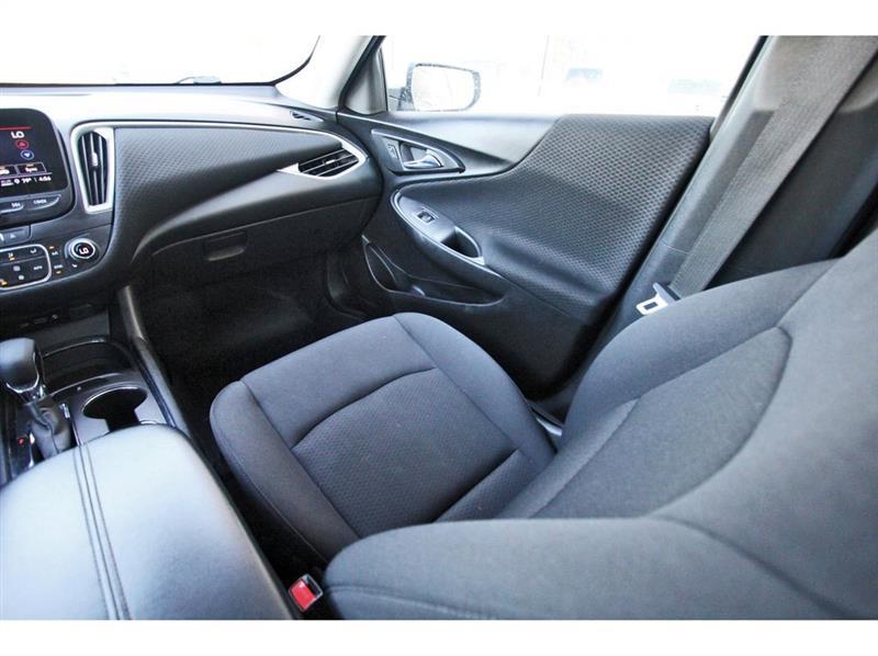 Chevrolet Malibu  2023