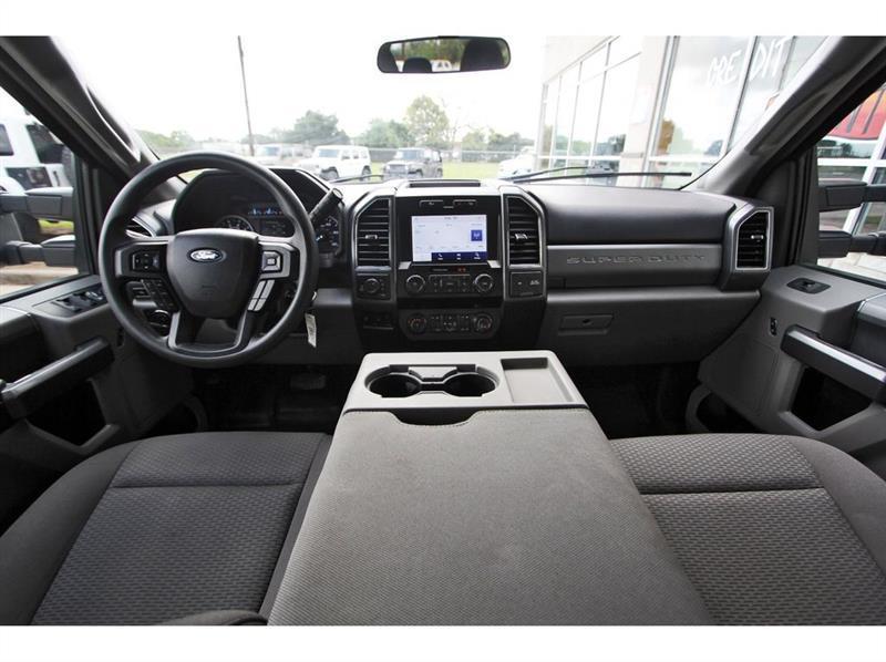 Ford Super Duty F-250 SRW  2022