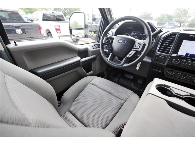 Ford Super Duty F-250 SRW  2022