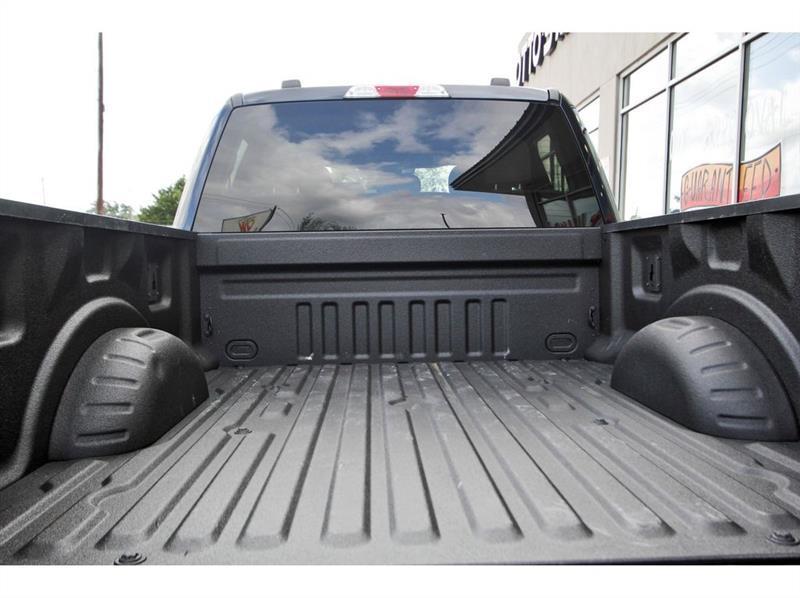 Ford Super Duty F-250 SRW  2022