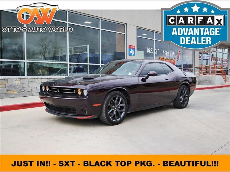 2021 Dodge Challenger SXT